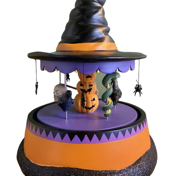 - Department 56 Village Halloween Accessories Haunted Scary Go Round NWB - Picture 9 of 10